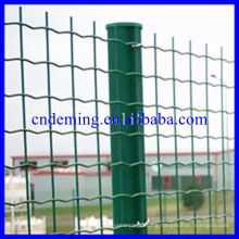 ISO 9001 galvanized welded euro wire mesh fence for sale